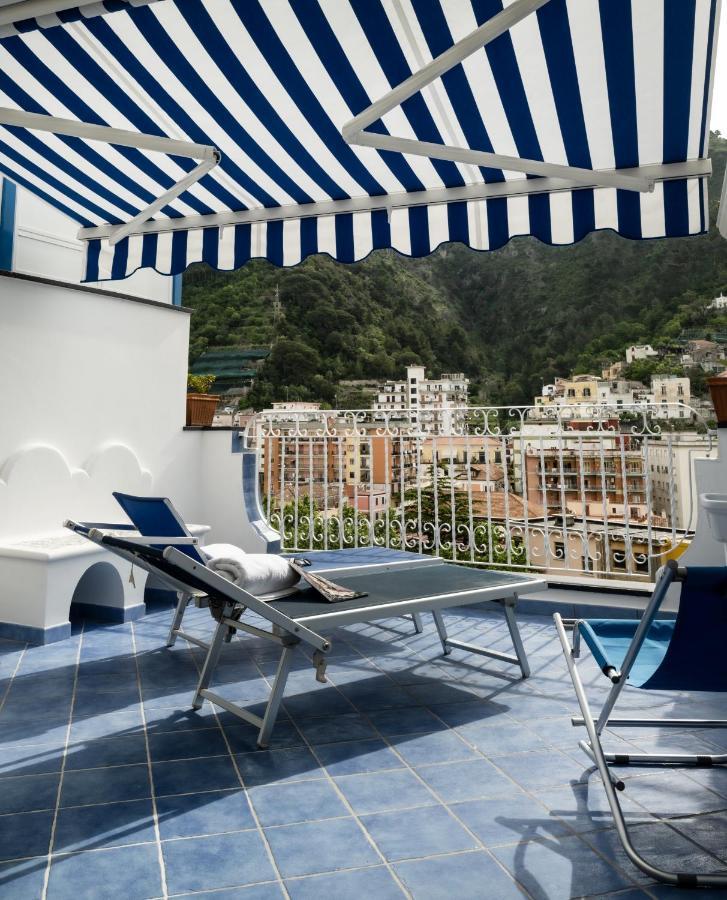 Libeccio - Apartment With Terrace And Sea View マイオーリ エクステリア 写真